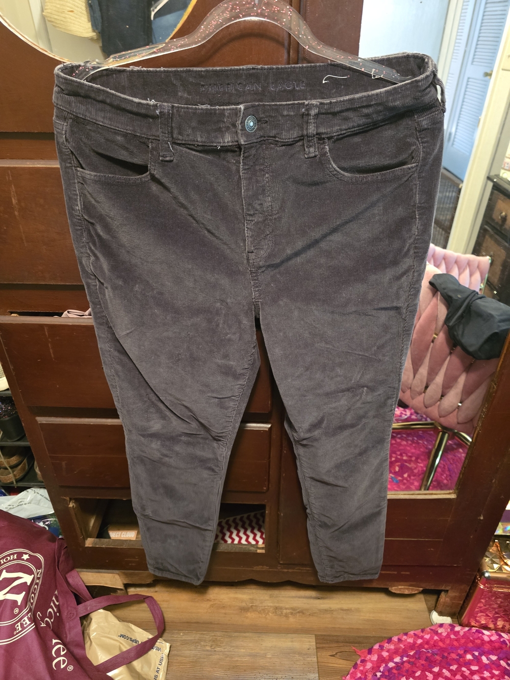 American Eagle Outfitters Women's Corduroy Pants - Black